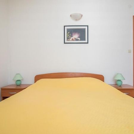 Apartments Batinic Supetar Exterior foto