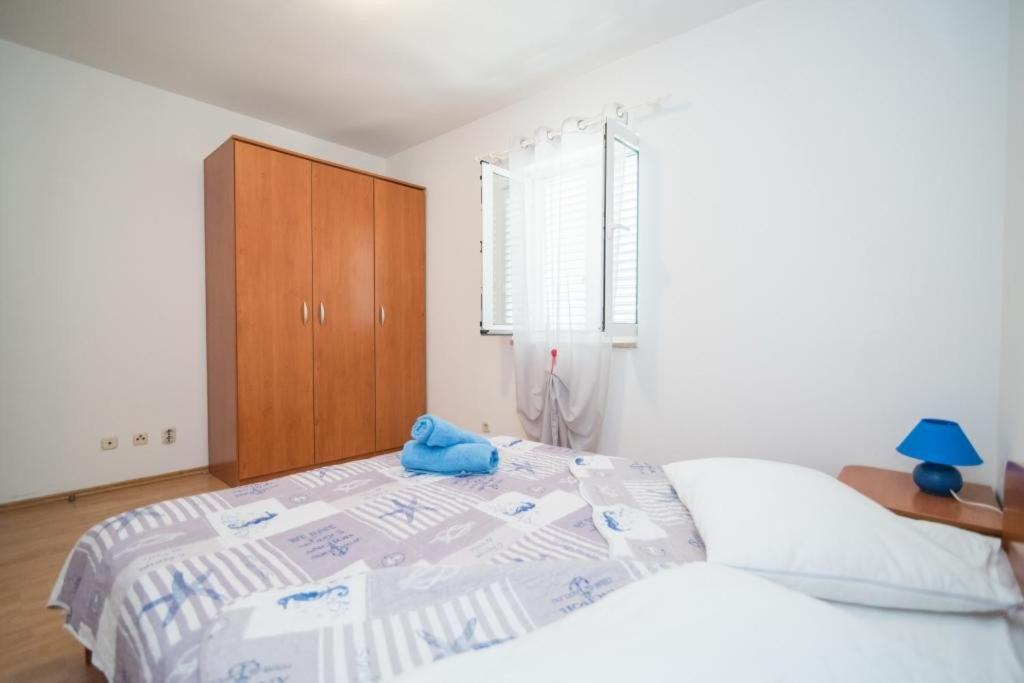 Apartments Batinic Supetar Exterior foto